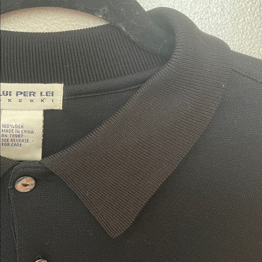 XXL- Black 100% Silk Sweater with Shell Buttons , Lightweight Knit Long Sleeve - Picture 7 of 8